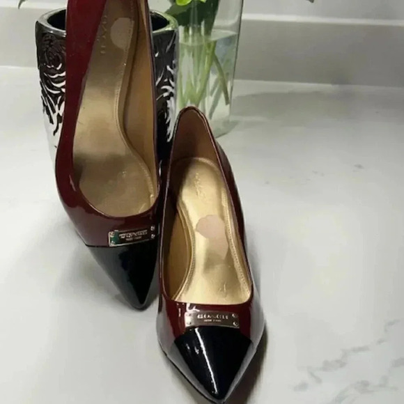 Coach Bowery Patent Leather Shoe/Pump/Heel Burgundy/Black Size 10B NWOT - Picture 3 of 12